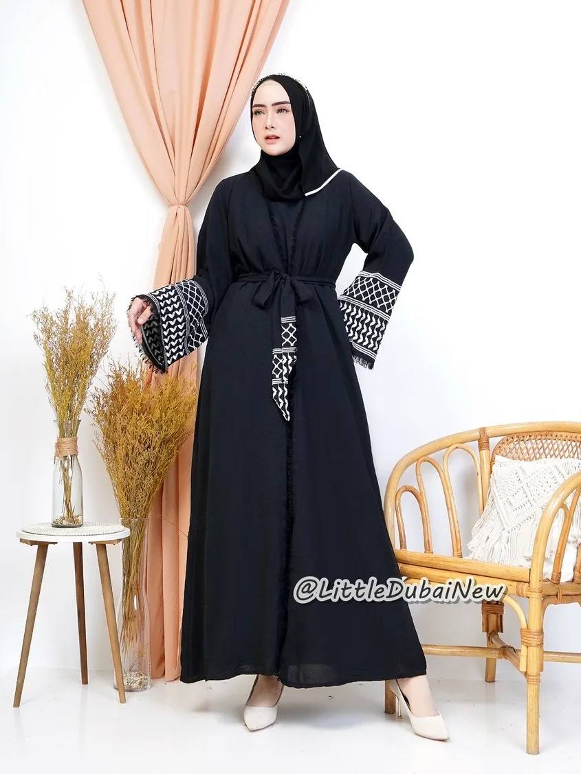 Abaya Premium Farhana Model abaya lurus dengan bordir bagian tangan