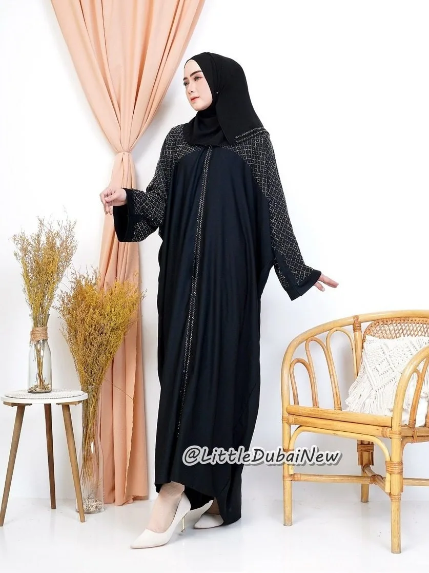 Abaya Nadhira Model Farasha (batwing), bukaan kancing cetit