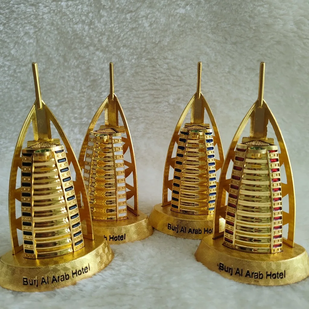 Pajangan Burj Al Arab asli Dubai